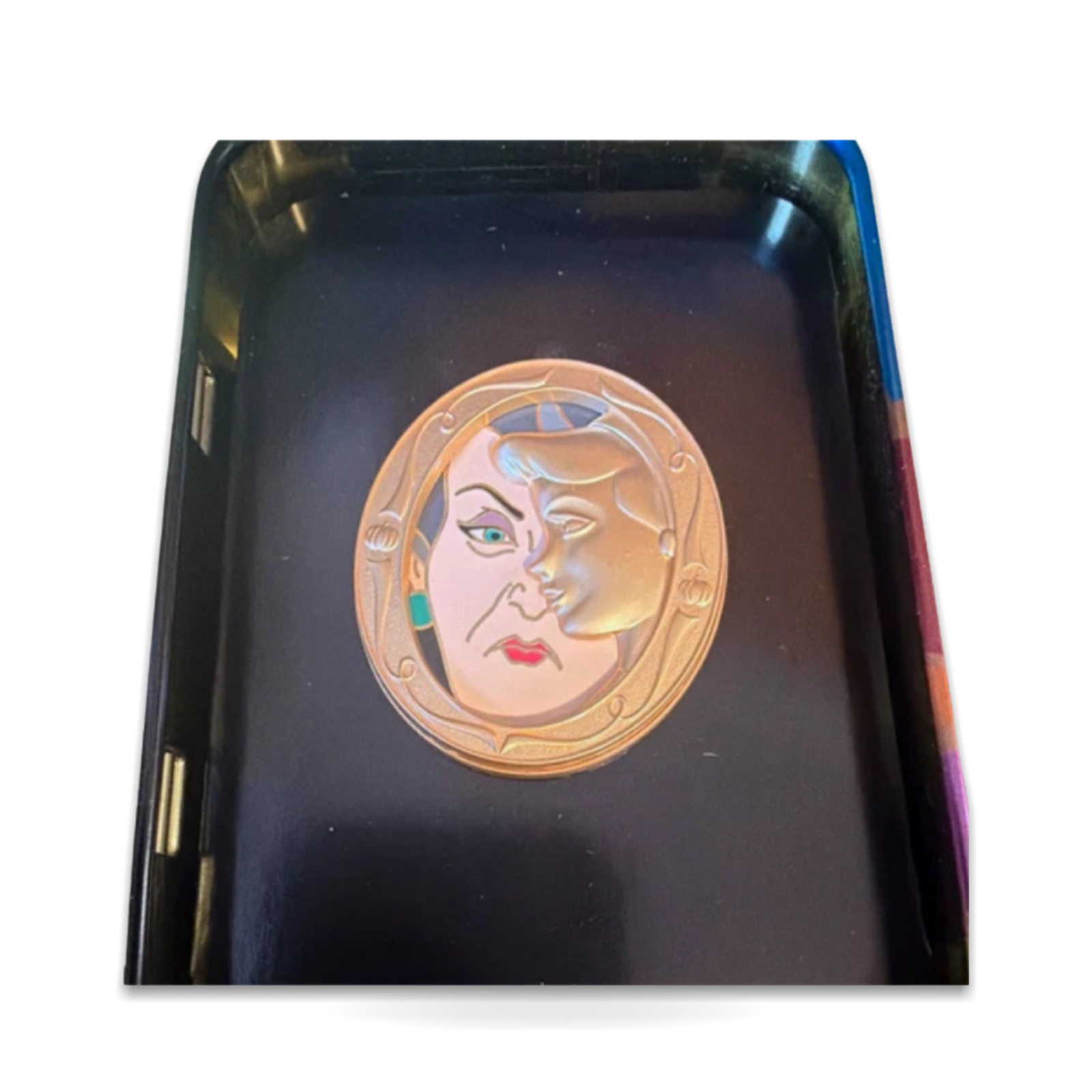 Duets Limited Edition 3000 Cinderella Trading Pin