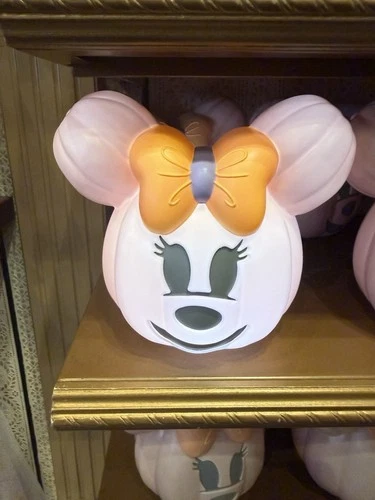 Minnie Mouse Pink Jack-O’Lantern Pumpkin Halloween 2026