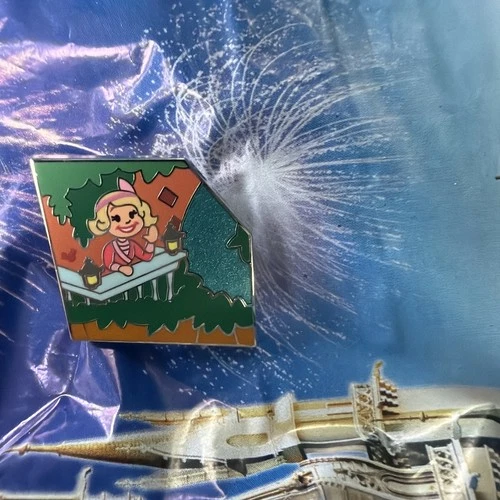 Tiana’s Bayou Attraction Puzzle 550 Charlotte Trading Pin