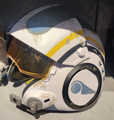 Galaxy's Edge White Poe X-Wing Pilot Helmet withSounds Star Wars