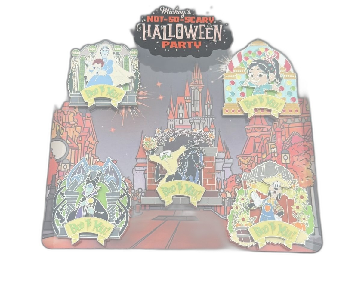 Mickey's Not-So-Scary Halloween Party 2026 five-pin boxed set